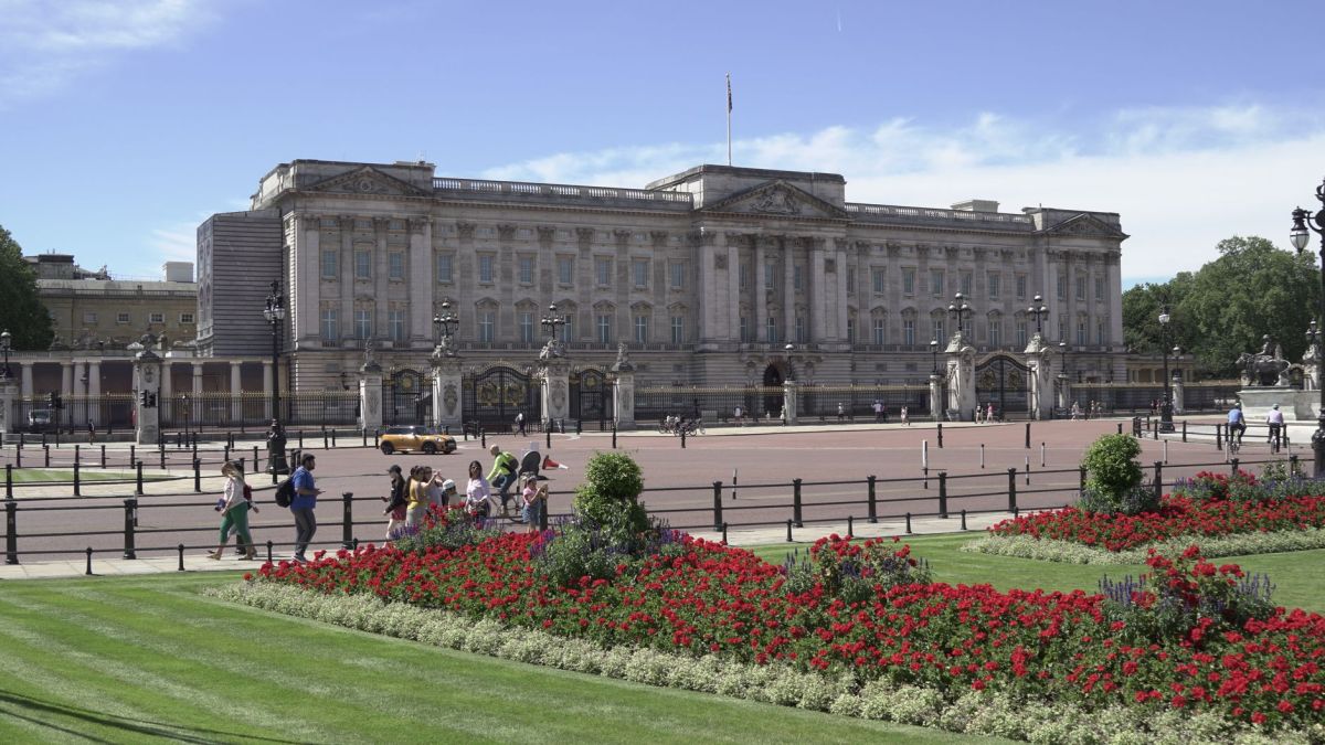 Is the King in&nbsp;residence?